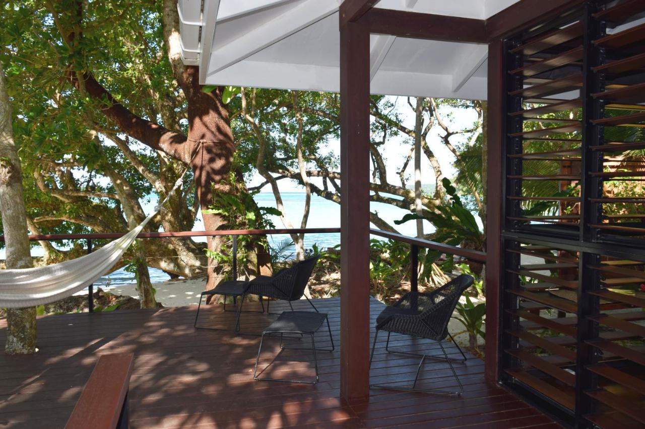 Barrier Beach Resort (Adults Only) Luganville Exterior foto
