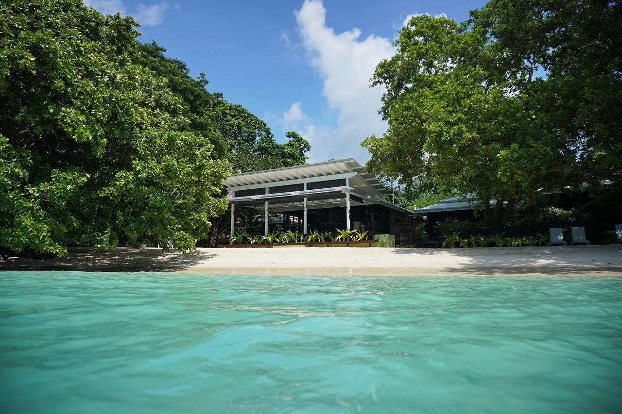 Barrier Beach Resort (Adults Only) Luganville Exterior foto