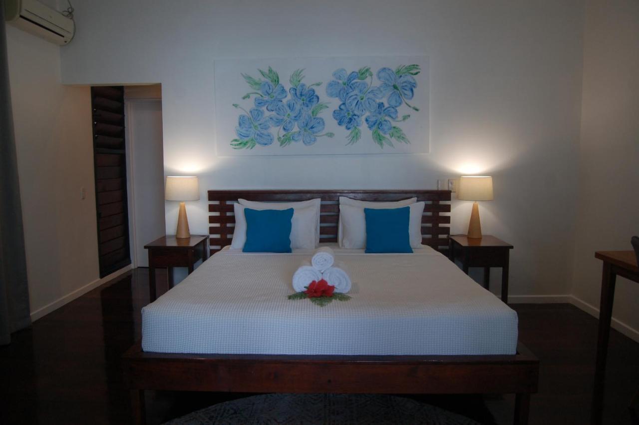 Barrier Beach Resort (Adults Only) Luganville Exterior foto